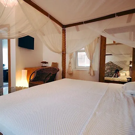 Boutique Placa 4* كرك