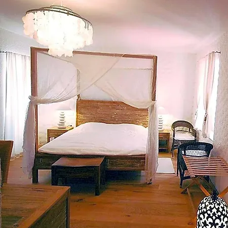 Boutique Placa 4* קרק