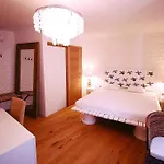 Hotel Boutique Placa 4*